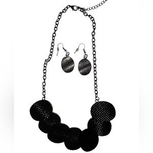 Elegant Dark Gray Necklace and Earring Set